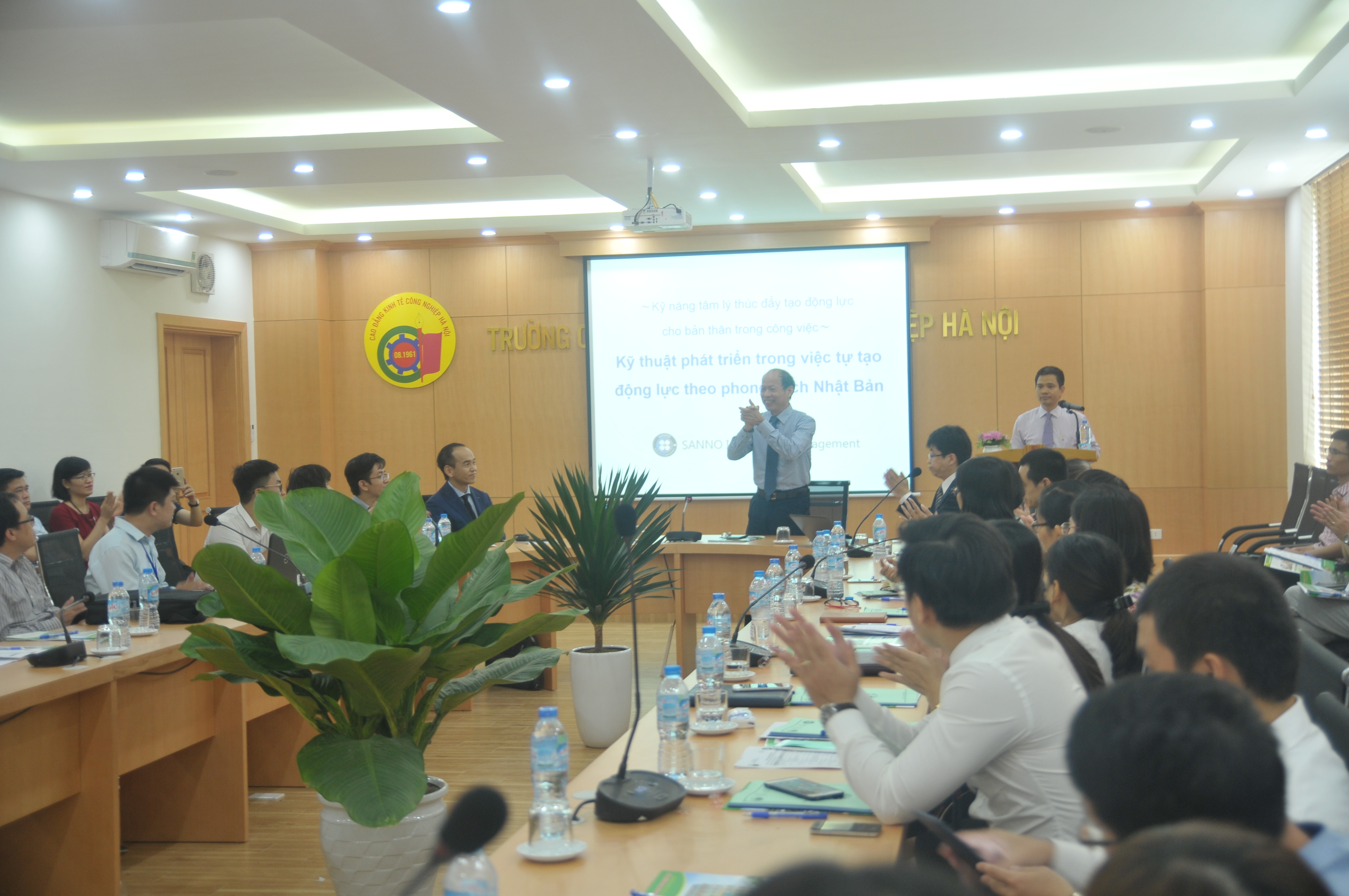 Tổ chức Hội thảo quốc tế