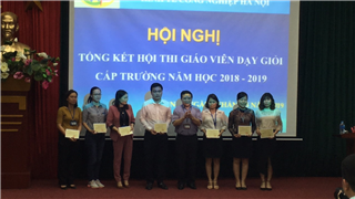 Khoa May&TT - Giáo viên dạy giỏi cấp trường năm học 2018 - 2019.