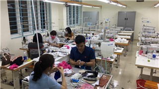 May khẩu trang ủng hộ mùa Covid-19