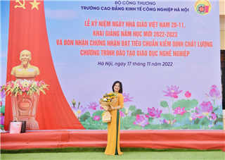 CÔ PHAN THỊ HƯƠNG