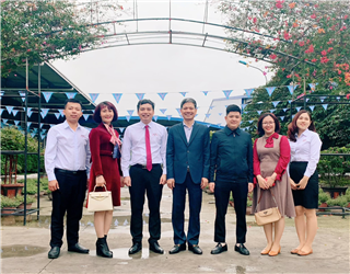 Lãnh đạo Trường và Khoa đến thăm và làm việc với công ty TNHH thương mại Sao Mai về hợp tác đào tạo và cung ứng nhân lực 