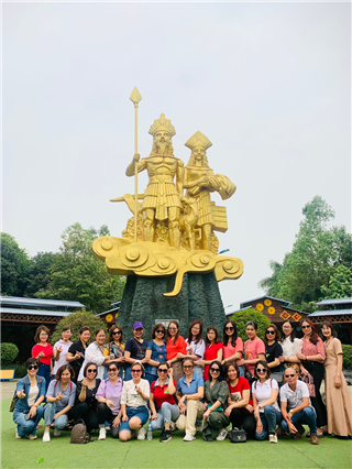 TRƯỜNG CAO ĐẲNG KINH TẾ CÔNG NGHIỆP HÀ NỘI ÁP DỤNG MÔ HÌNH ĐẶC BIỆT ĐỂ QUẢN LÝ HỌC SINH KHỐI THPT